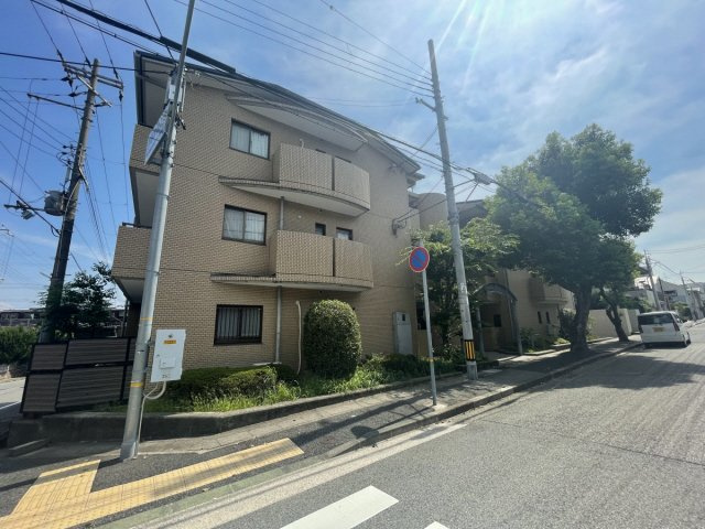 シャルマン屋敷本