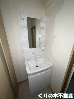 【洗面所】 | カナディアンコーポIMON | コンパクトで使いやすい洗面所