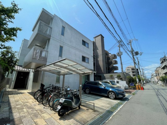 ARUKASの外観