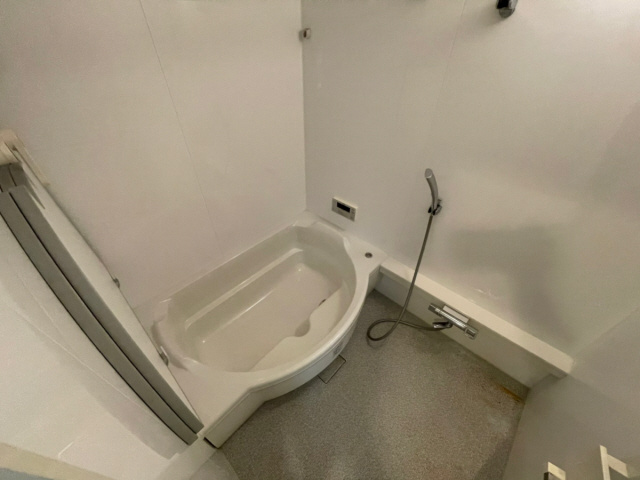 ハイツ芦屋の浴室