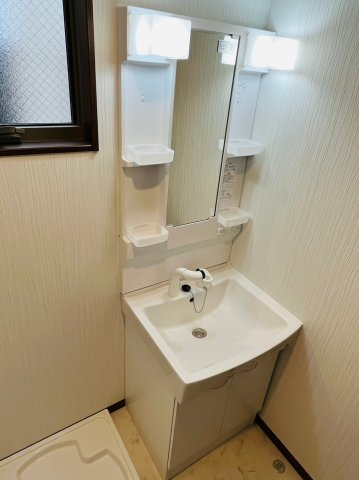 仲介手数料0円！！グランフォーレ名古屋の洗面所