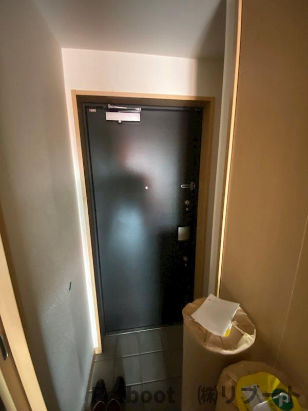 船橋市西船３丁目の賃貸マンションの玄関
