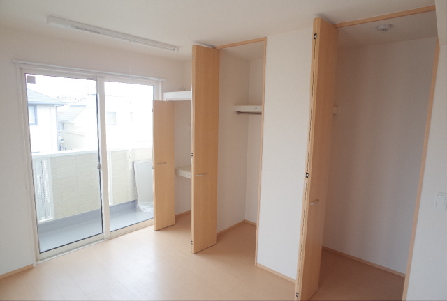 モアレ森南の収納