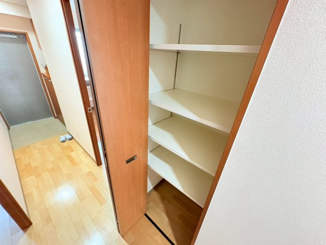 ラフィーネ御影の収納