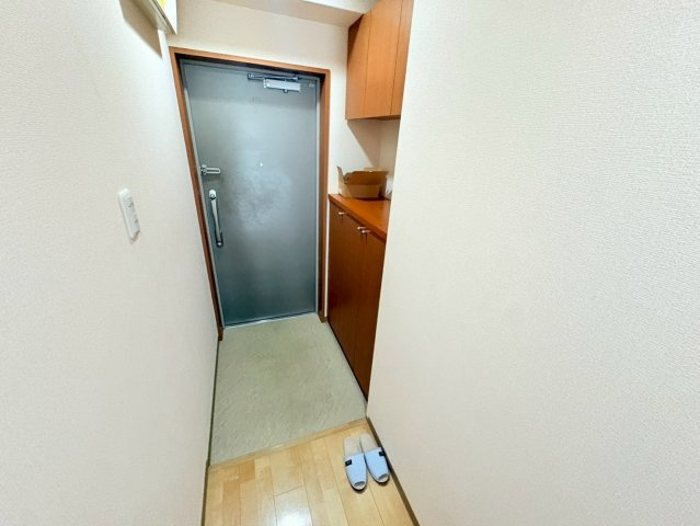 ラフィーネ御影の玄関