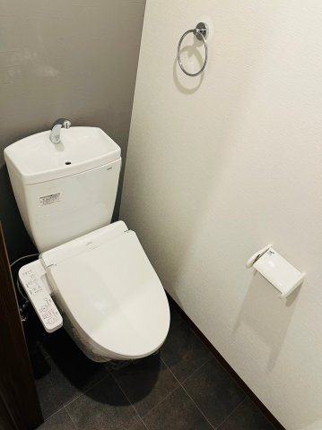 仲介手数料0円！！グランフォーレ名古屋のトイレ