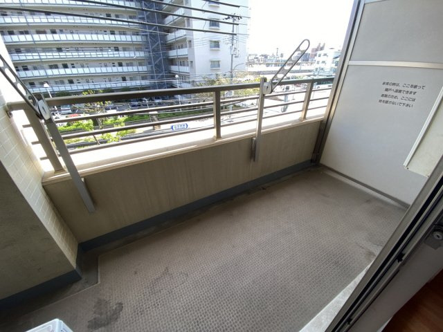 アークタマタニのバルコニー