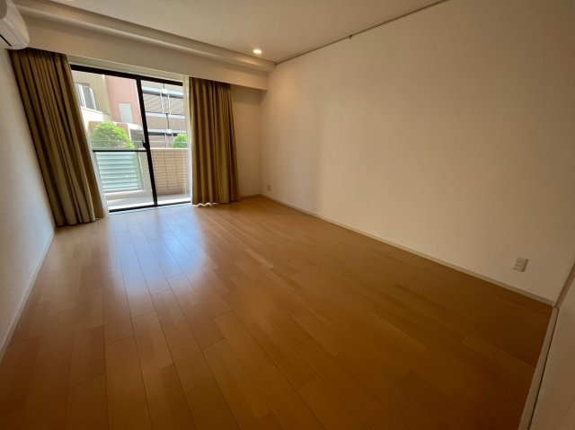 芦屋ロイヤルホームズの洋室