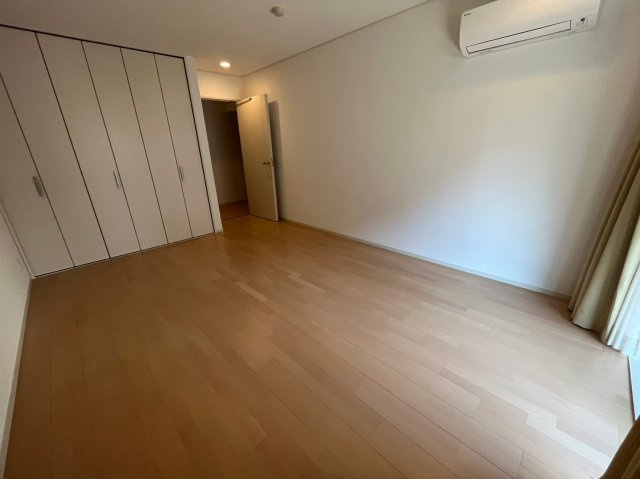 芦屋ロイヤルホームズの洋室