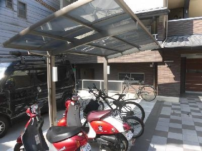Delphi（デルフィ）の駐車場|駐輪スペース