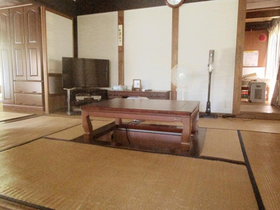 【内装】 | 掘炬燵、薪ストーブあり。津山市加茂町　清流そばの平屋 | 詳細はお問い合わせください♪