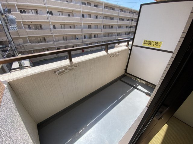 吉光アドニス芦屋のバルコニー