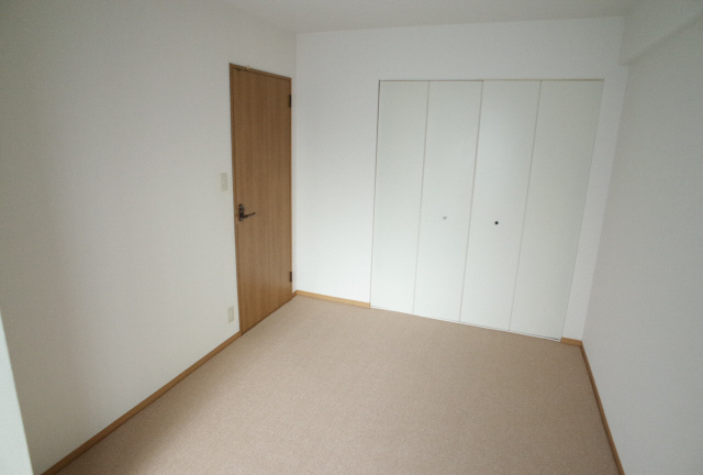 フォリア岡本の内装