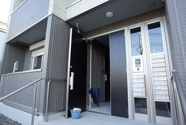 ディアコート住吉本町のエントランス