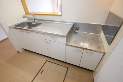 【キッチン】 | グランモデッサＢ