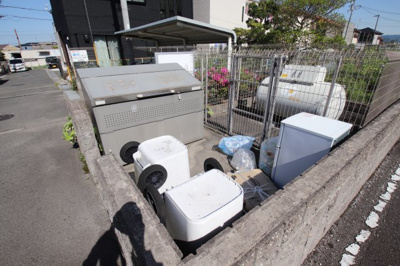 【その他共用部分】 | グランモデッサＢ | 敷地内ゴミ捨場
