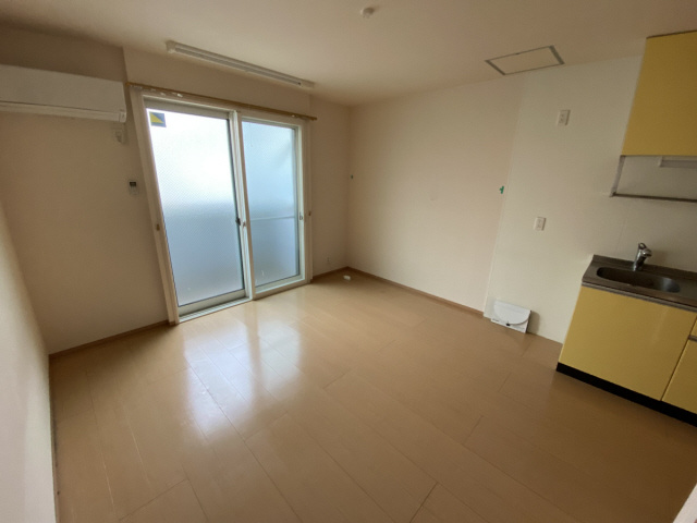 ホーミー六甲の居間・リビング