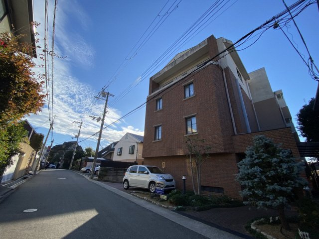 ブリックブロック