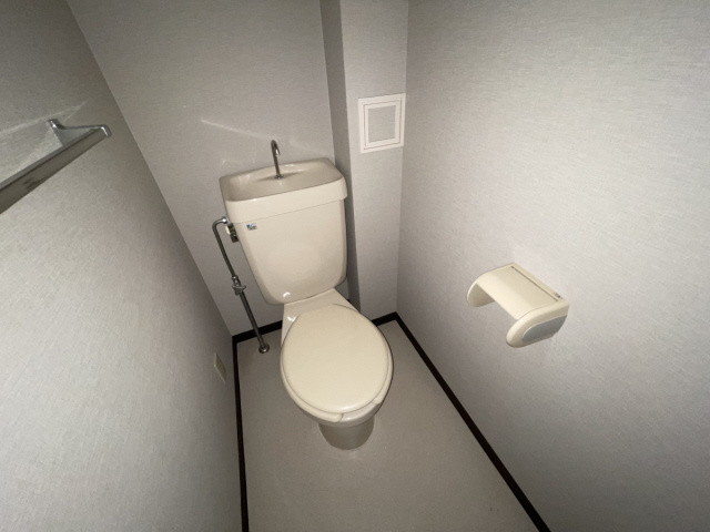 kobe十一屋のトイレ