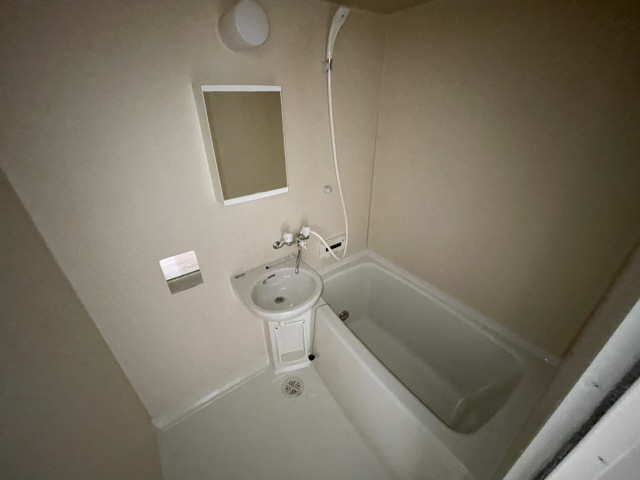ハイツ本山南の浴室