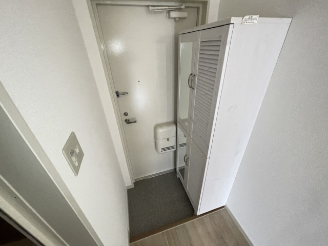 ハイツ本山南の玄関