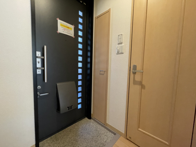 オーベルジュ岡本の玄関