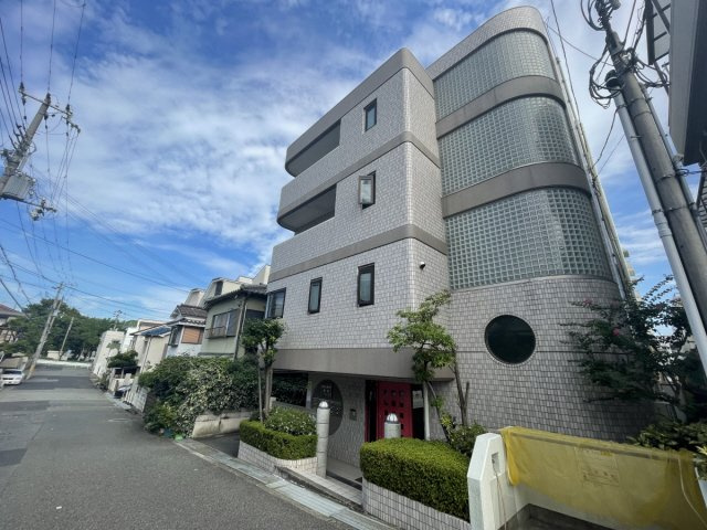 グランディア篠原の外観