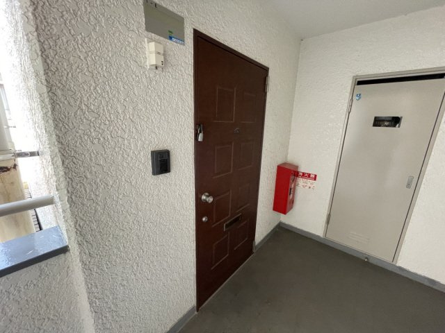 サンヴィラ魚崎の玄関