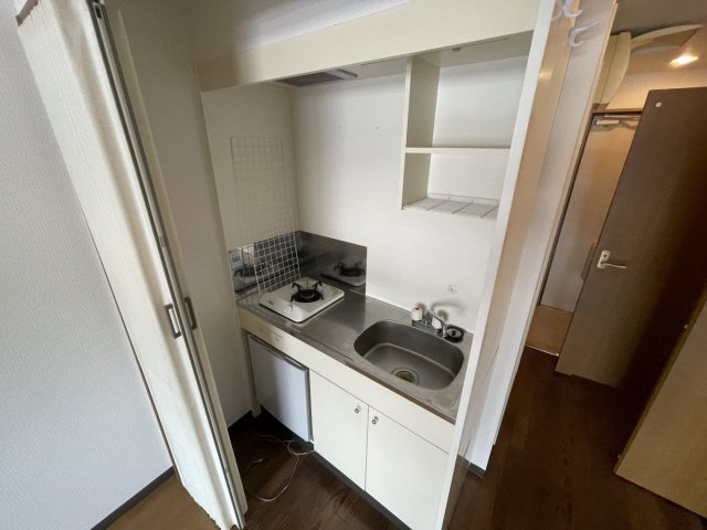 西灘駅前ハイツのキッチン