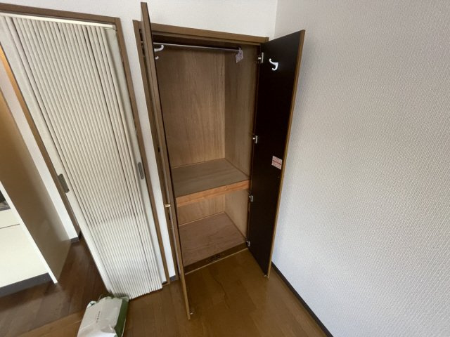 西灘駅前ハイツの収納