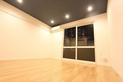 【居間・リビング】 | リブェールハイツＡ