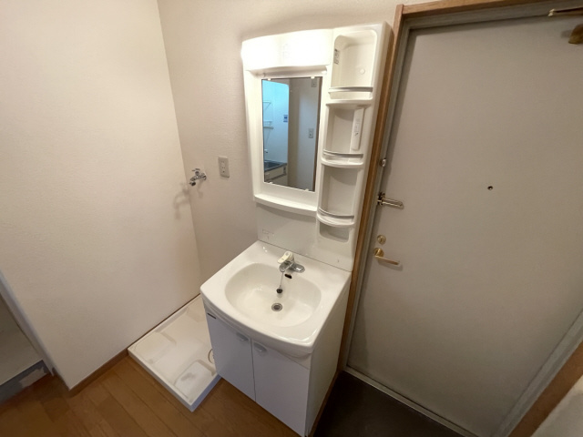 カーサ六甲の洗面所