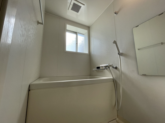 ヴィラ芦屋A棟の浴室