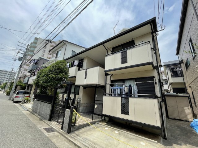 メゾン琵琶町の外観