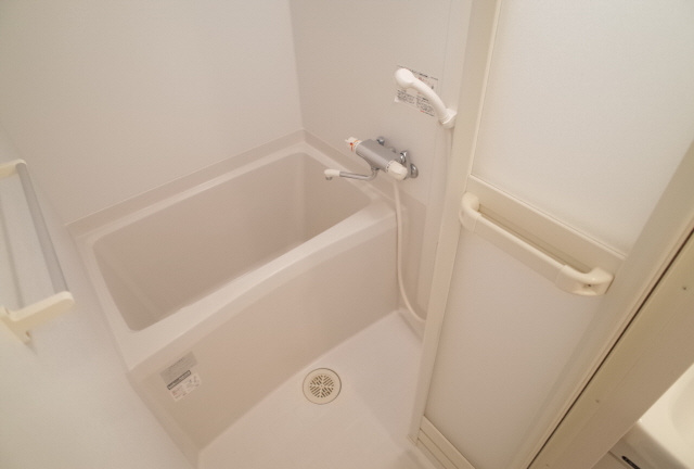 ソルジェンテ御影の浴室