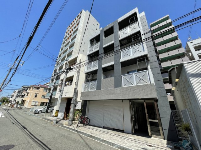 クレアーレ南六甲の外観