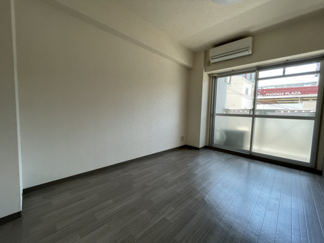 クレアーレ南六甲の居間・リビング