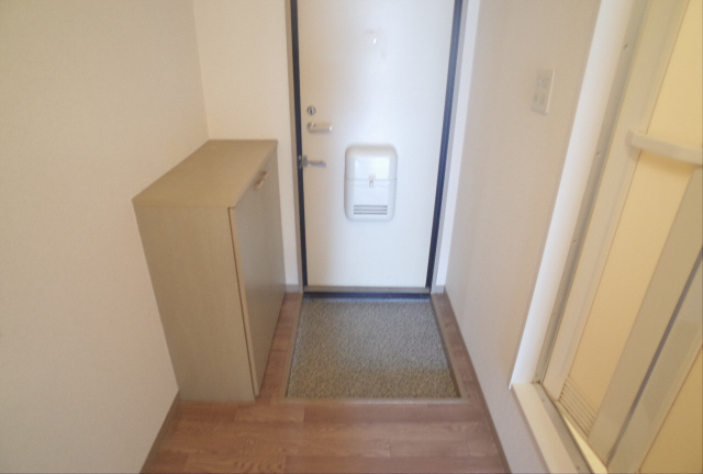 イーストハイツ甲南の玄関