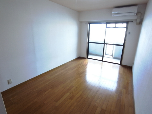 ライフ石町の居間・リビング