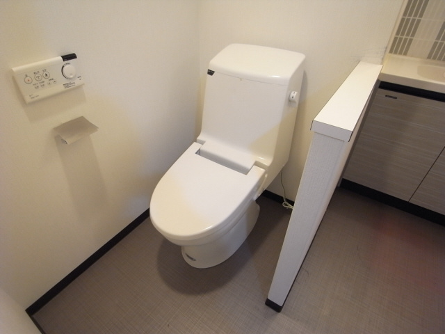 Fiel神戸本山のトイレ