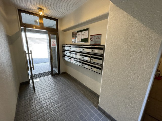 サンコート住吉駅前のエントランス