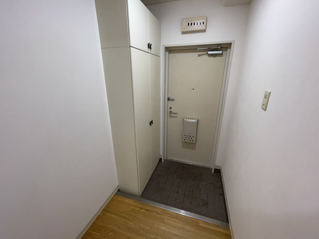 サンコート住吉駅前の玄関