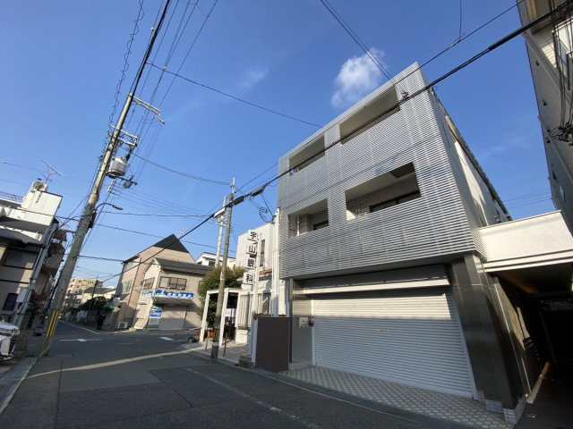 岡本南マンションの外観