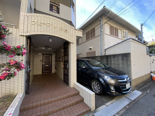 フェーブル御影のエントランス