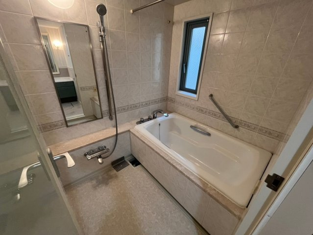 オーキッドコート湖南館の浴室