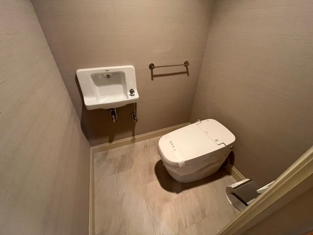 オーキッドコート湖南館のトイレ