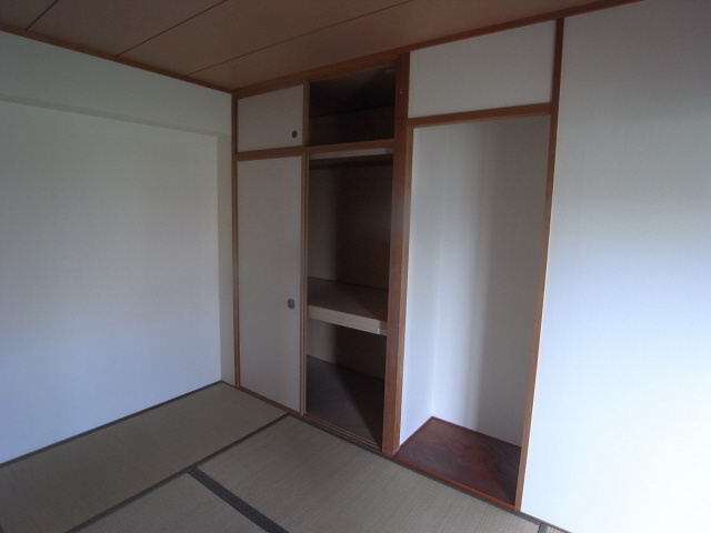 グランフェルティ東灘住吉川の収納