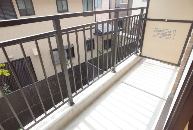 スリージェ壱番館のバルコニー