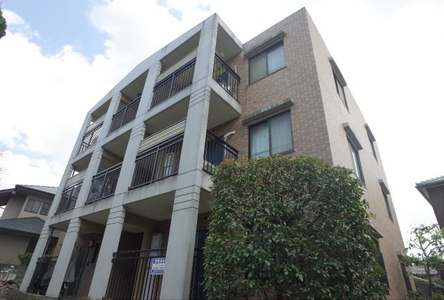 スリージェ壱番館の外観