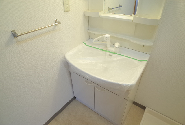 スリージェ壱番館の洗面所